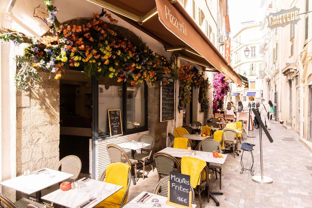 The Restaurant